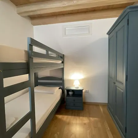 Volme By Interhome פולה