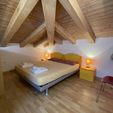 Volme By Interhome * פולה