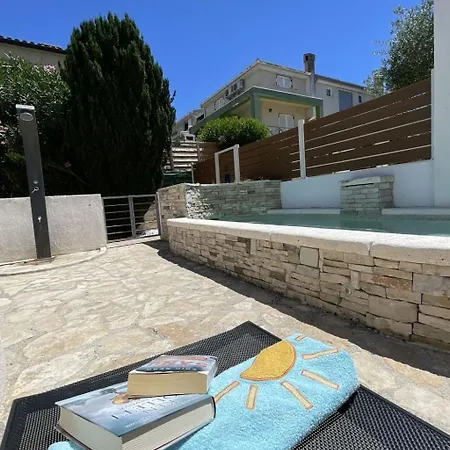 בית נופש Volme By Interhome פולה